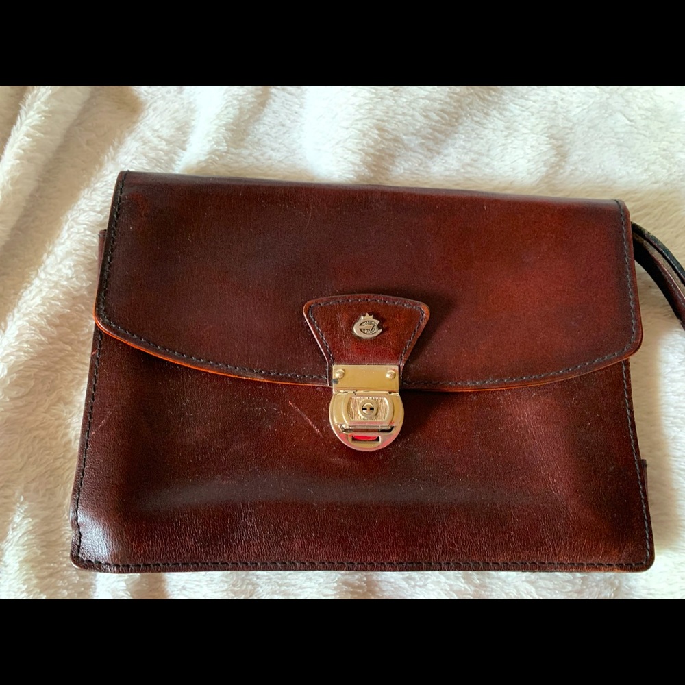 Vintage Esquire Wristlet